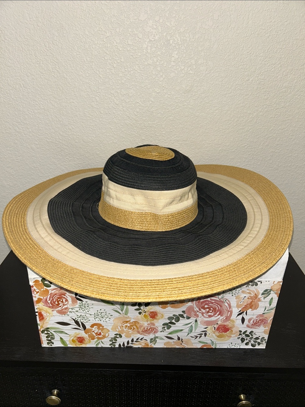 Steve Madden Natural Straw Fedora Hat with Black Band and Straw hat w/Turquoise - Picture 7 of 7